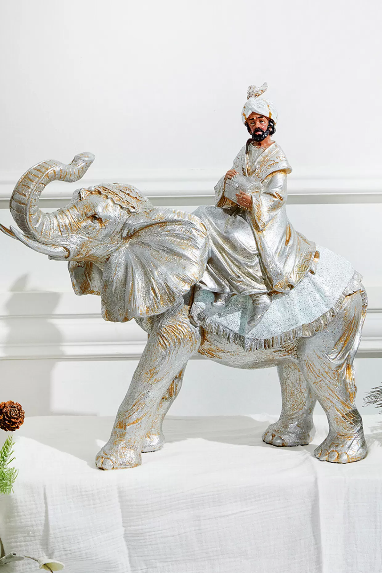 Decorator's Warehouse 16" Resin Renaissance Three Kings With Animals - Set Of 3
