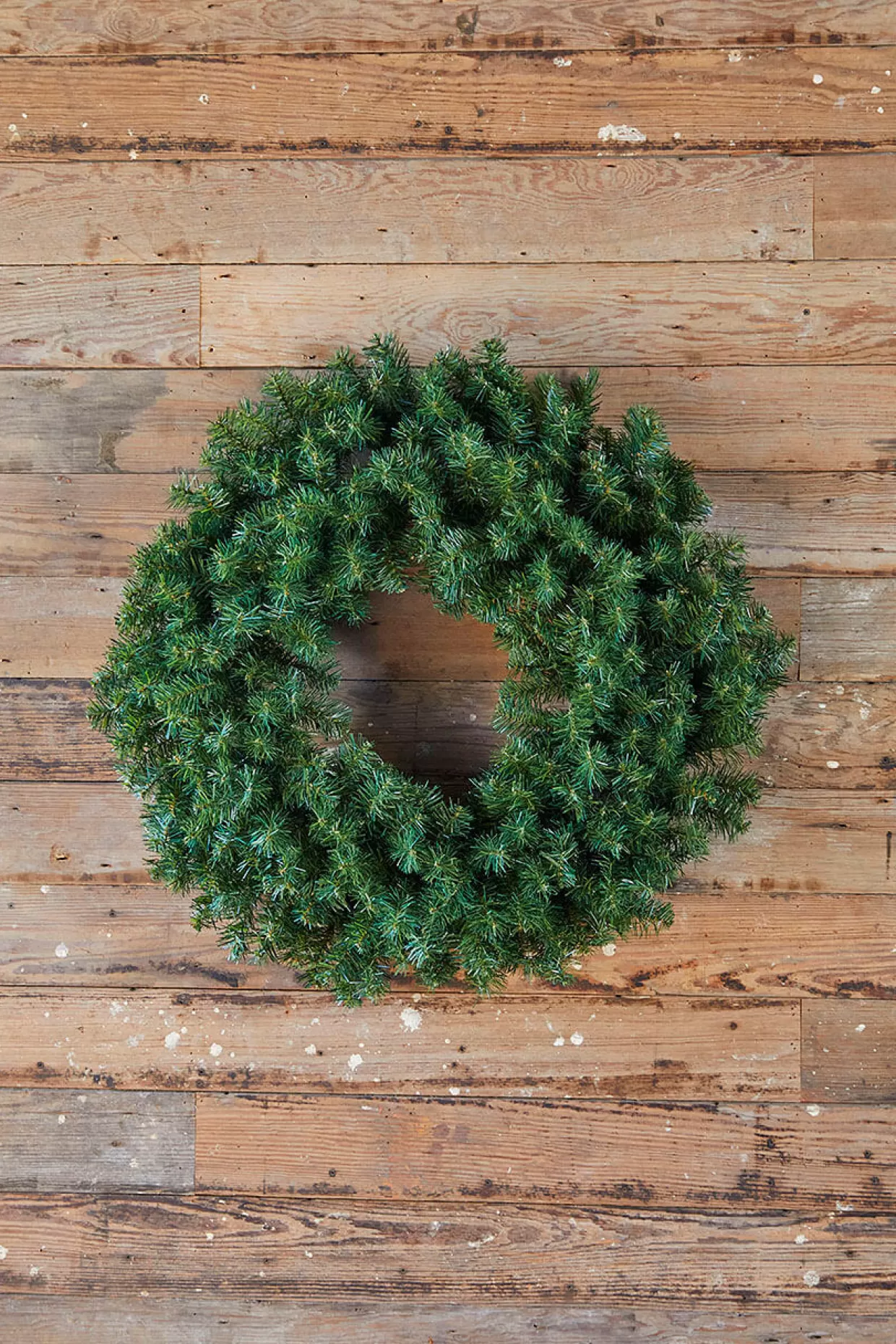 Decorator's Warehouse 36” Unlit Norway Pine Wreath