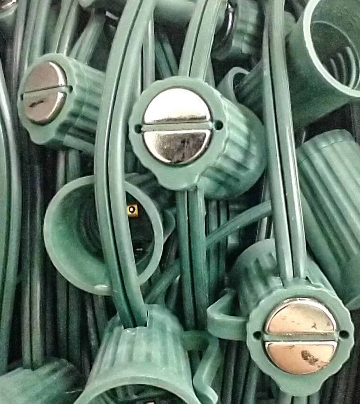 Decorator's Warehouse C9 Magnetic Socket Cord - 250' 12" Spacing