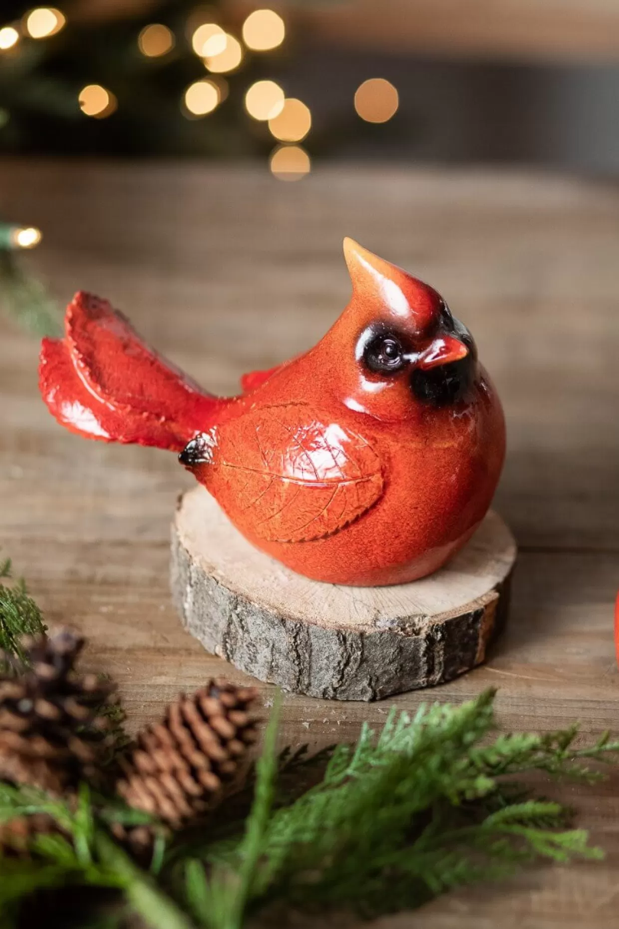 Decorator's Warehouse Large Resin Cardinal Figurine