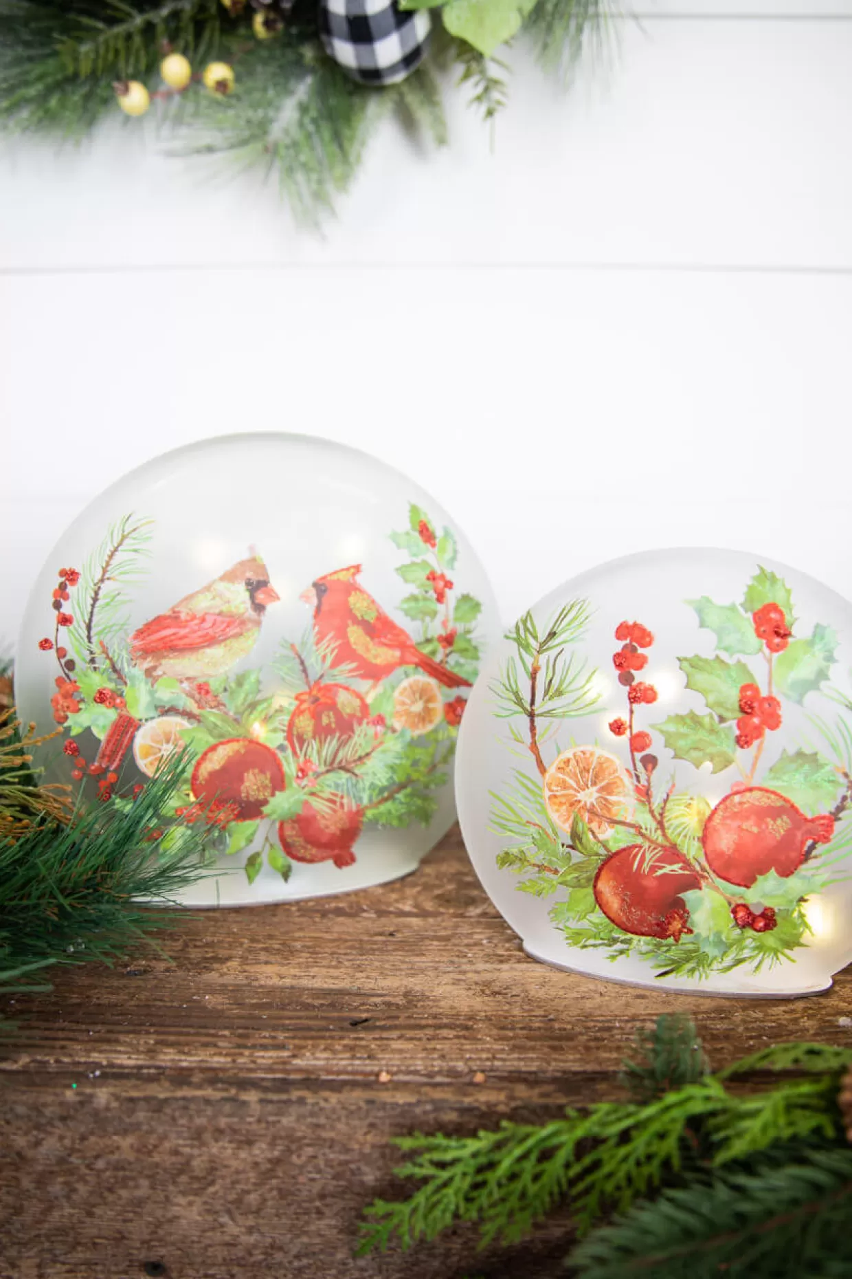 Decorator's Warehouse Lighted Glass Disc - Set Of 2